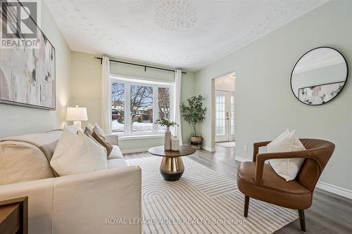 56 John Street W, Waterloo, ON - Indoor Photo Showing Living Room