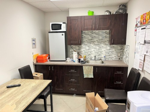 Cafétéria - 3237 Ch. Des Coudriers, L'Isle-Aux-Coudres, QC - Indoor