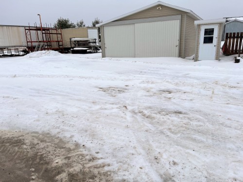 Entrepôt - 3237 Ch. Des Coudriers, L'Isle-Aux-Coudres, QC - Outdoor