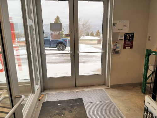 Hall d'entrée/Vestibule - 3237 Ch. Des Coudriers, L'Isle-Aux-Coudres, QC - Indoor Photo Showing Other Room