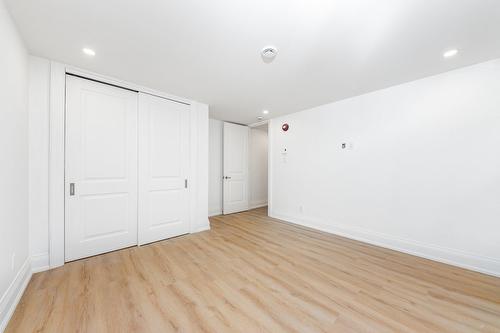 Bedroom - 2-4811 Av. Lacombe, Montréal (Côte-Des-Neiges/Notre-Dame-De-Grâce), QC - Indoor Photo Showing Other Room