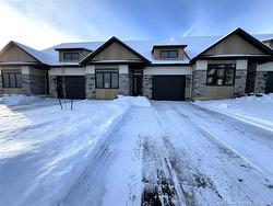 43 Murray AVE  Dieppe, NB E1K 0C8