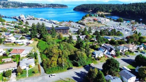 565 Brechin Rd, Nanaimo, BC 