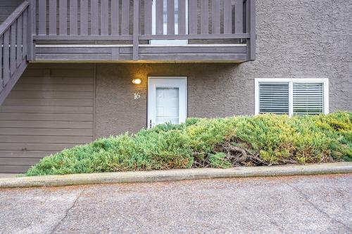 16-3413 Okanagan Avenue, Vernon, BC - Outdoor With Exterior