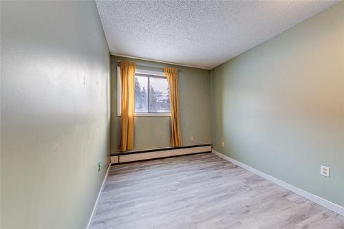 404 D-1286 Ponderosa Drive, Sparwood, BC - Indoor Photo Showing Other Room