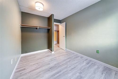 404 D-1286 Ponderosa Drive, Sparwood, BC - Indoor Photo Showing Other Room