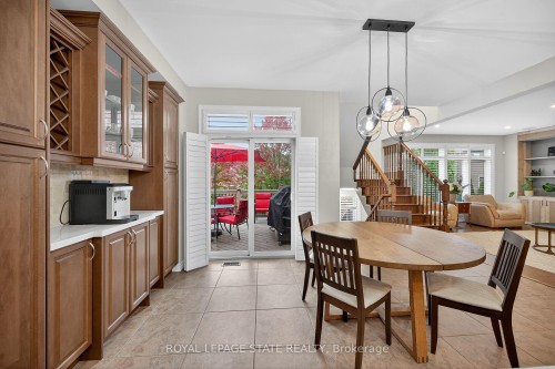 181 Springview Drive, Hamilton, ON - Indoor Photo Showing Dining Room