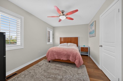 181 Springview Drive, Hamilton, ON - Indoor Photo Showing Bedroom