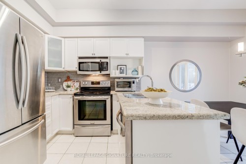 97 Harbourview Crescent, Toronto, ON - Indoor Photo Showing Kitchen With Stainless Steel Kitchen