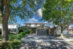 2545 Evelyn Court  Mississauga, ON L5A 3V1