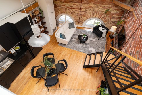 409-81A Front Street E, Toronto, ON - Indoor