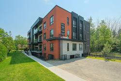 102-2010 Rue De Chambly  Saint-Bruno-De-Montarville, QC J3V 0E5