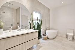 Ensuite bathroom - 