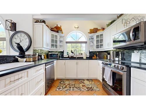 41 Post Office Road, Clyde River, NS 