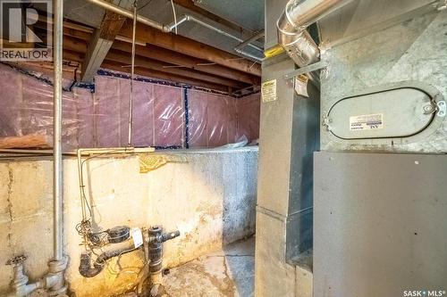 801 Argyle Street, Regina, SK - Indoor Photo Showing Basement