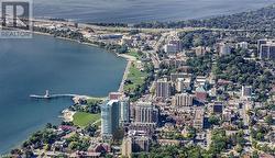 1702 - 370 MARTHA STREET  Burlington, ON L7R 0G9