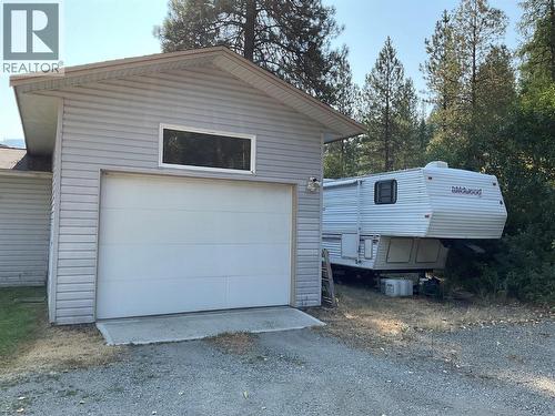 706 Central Avenue, Midway, BC - Outdoor With Exterior