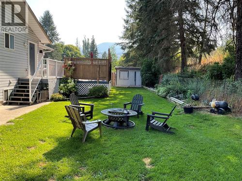 706 Central Avenue, Midway, BC - Outdoor