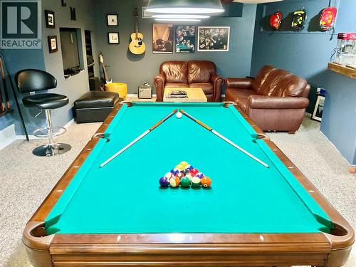 706 Central Avenue, Midway, BC - Indoor Photo Showing Other Room