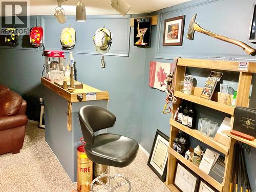 706 Central Avenue, Midway, BC - Indoor
