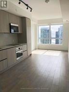 4508 - 108 PETER STREET  Toronto, ON M5V 0W2