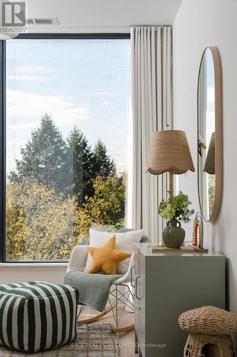 321 - 35 Wabash Avenue, Toronto, ON - Indoor