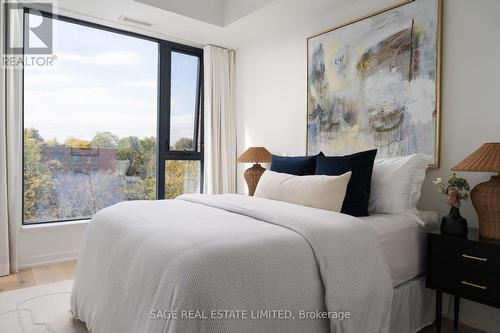 321 - 35 Wabash Avenue, Toronto, ON - Indoor Photo Showing Bedroom