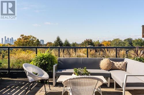 321 - 35 Wabash Avenue, Toronto, ON - Outdoor