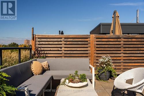 321 - 35 Wabash Avenue, Toronto, ON - Outdoor