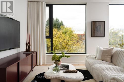 321 - 35 Wabash Avenue, Toronto, ON - Indoor Photo Showing Other Room