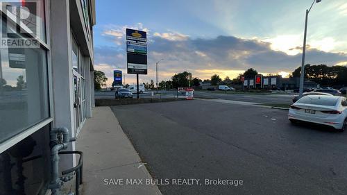 1051 Upper James Street, Hamilton, ON 