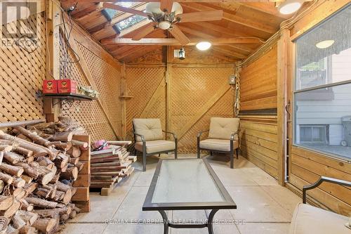 267 Thayer Avenue, Hamilton, ON - Indoor Photo Showing Other Room