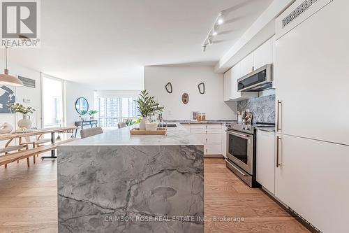 1107 - 10 Queens Quay W, Toronto, ON - Indoor Photo Showing Kitchen With Upgraded Kitchen