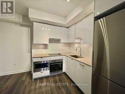 2812 - 195 REDPATH AVENUE  Toronto, ON M4P 0E4
