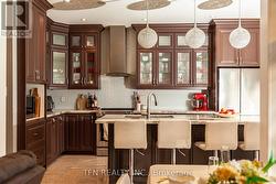 5 BELWOOD BOULEVARD  Vaughan, ON L4K 5H4