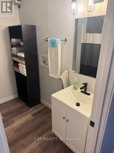 22 Beach Boulevard, Temiskaming Shores, ON - Indoor Photo Showing Bathroom