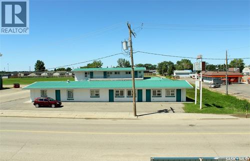 3 2Nd Avenue Se, Weyburn, SK - Outdoor