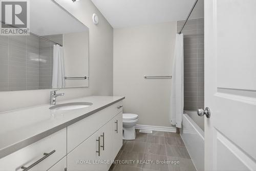 Main Bath - 165 Angelonia Crescent, Ottawa, ON - Indoor Photo Showing Bathroom