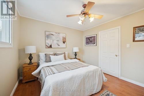 39 Darlington Boulevard, Clarington, ON - Indoor Photo Showing Bedroom