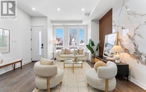 65 Crewe Avenue, Toronto, ON - Indoor Photo Showing Living Room