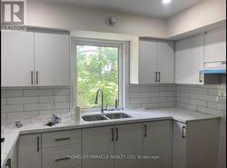 UNIT 2 - 18 ORMEROD STREET  Toronto, ON M1B 2Y2