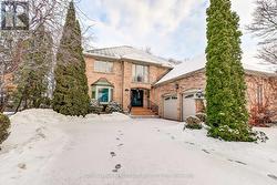 4261 BRIDLEPATH TRAIL  Mississauga, ON L5L 3K3