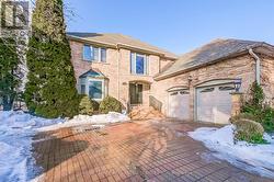 4261 BRIDLEPATH TRAIL  Mississauga, ON L5L 3K3