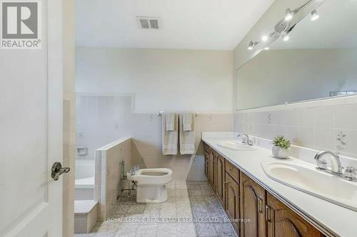 4261 Bridlepath Trail, Mississauga, ON 