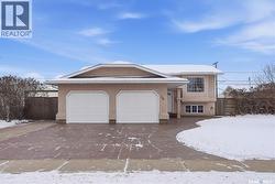 46 1st AVENUE N  Martensville, SK S0K 2T0