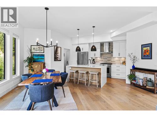 Open dining room and kitchen - 830 Westview Way Unit# 22, West Kelowna, BC - Indoor