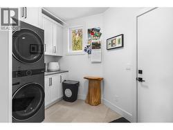 Mud/laundry room - 