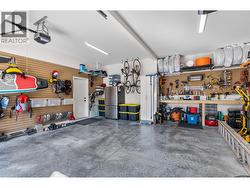 Garage - 