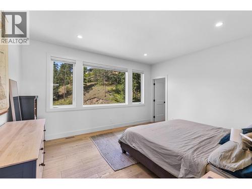 Primary bedroom - 830 Westview Way Unit# 22, West Kelowna, BC - Indoor Photo Showing Bedroom