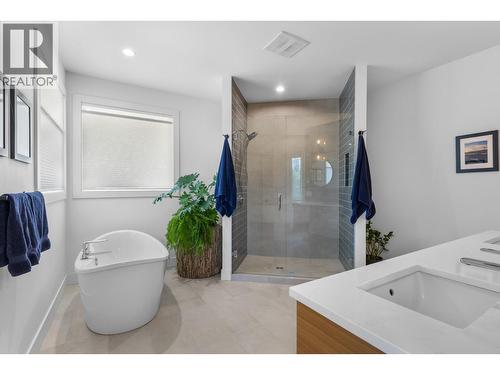 Primary bedroom ensuite - 830 Westview Way Unit# 22, West Kelowna, BC - Indoor Photo Showing Bathroom